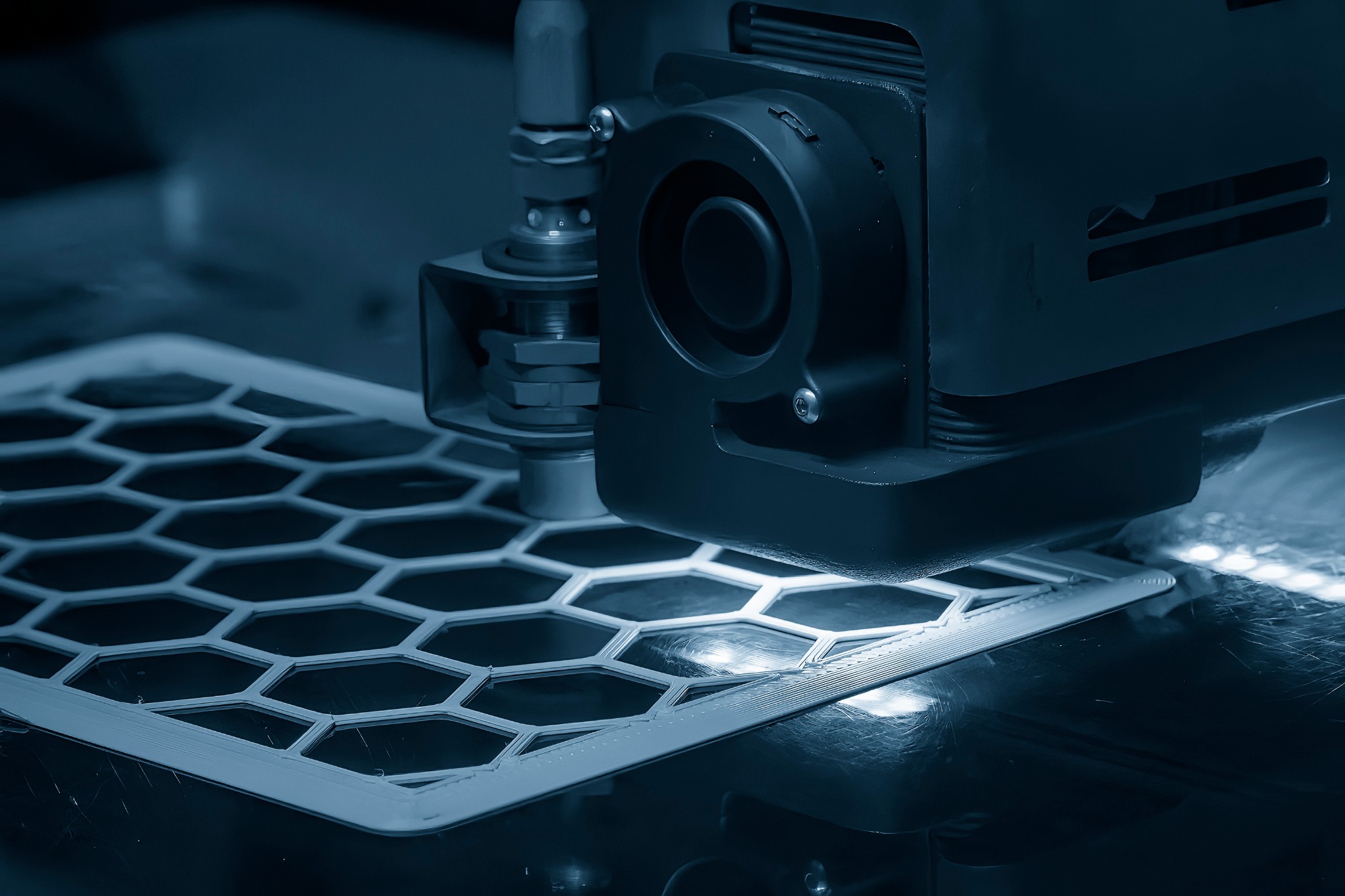 Honeycomb additive manufacturing